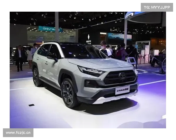 丰田再次证明实力!全新RAV4荣放比奥迪漂亮,全系混动配L2智驾 丰田再次证明实力!全新RAV4荣放比奥迪漂亮,全系混动配L2智驾